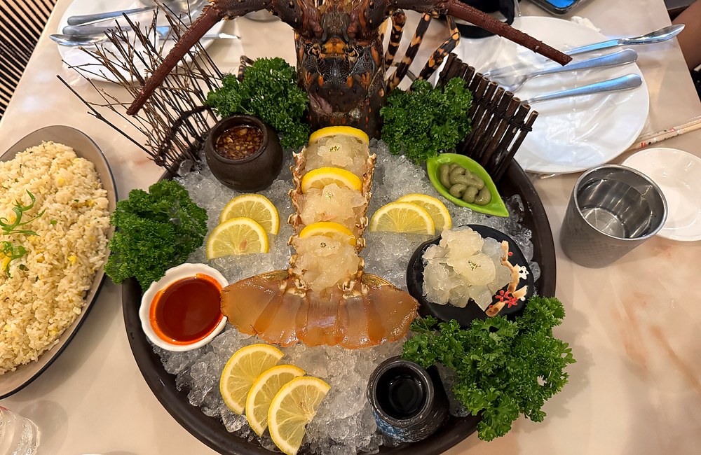 Fresh lobster sashimi platter